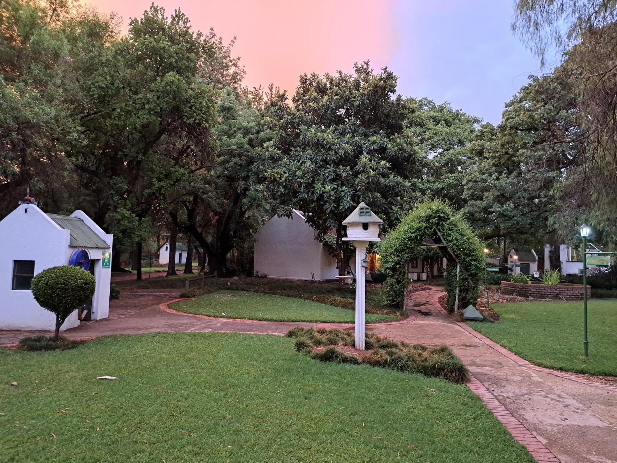 President Paul Kruger Guest Lodge Rustenburg Exterior foto
